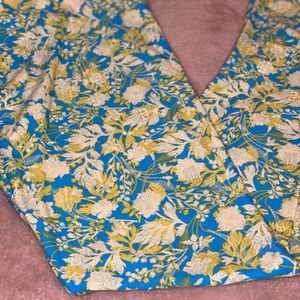 TC LuLaRoe Leggings Blue and Green Floral Print